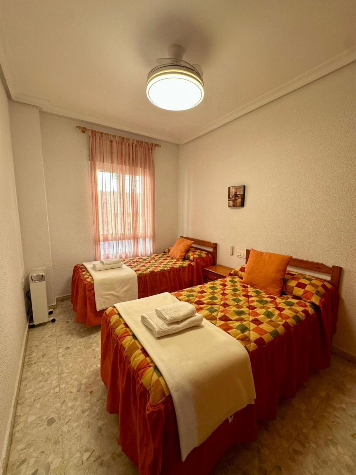A.T. La Plaza Calamonte Exterior foto